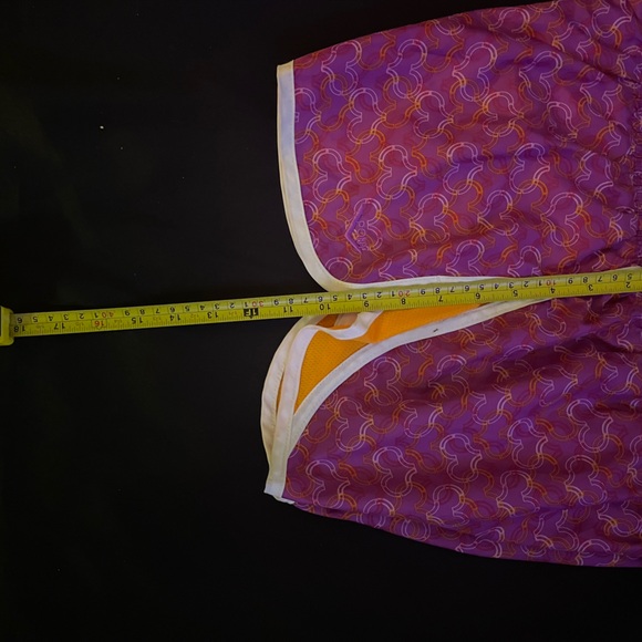 Women's pony Purple‎ Patterned Shorts - Picture 6 of 9